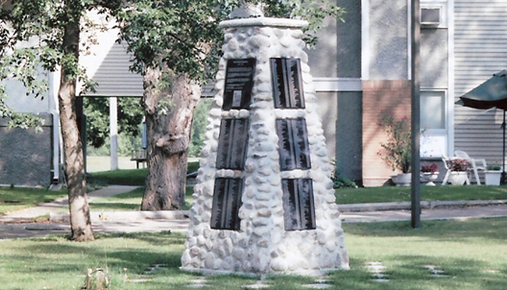 Historical/Parks - St. Norbert Cairn 